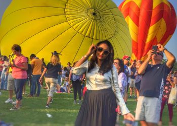 The Hot Air Balloon Festival!! – #DESIINPARDES S03E14