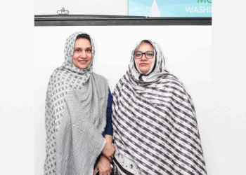 These two women are battling the gender biased technology industry by teaching coding to young girls