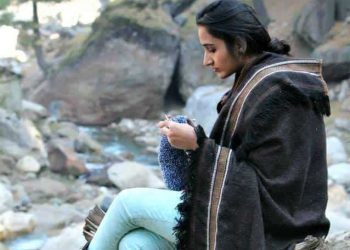 Annam-Knitting-personal